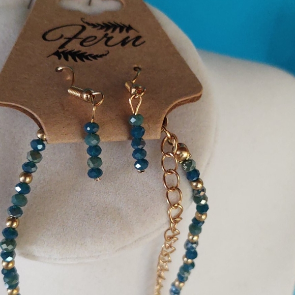 Necklace and earring set - Picture 4 of 4